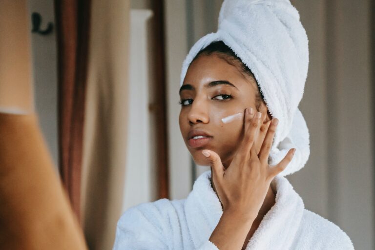 Top 10 Moisturizers For Your Radiant Winter Glow: A Skin-Saving Countdown
